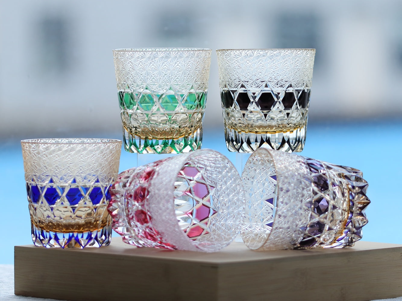 JP-107 32 cl Japanese Style Green Colored Whiskey Glass Tumbler Edo Kiriko's Garlands of hexagons And Chrysanthemum Mesh