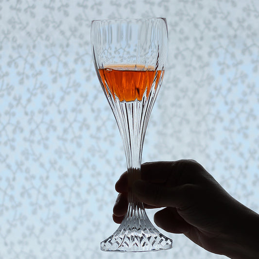 Close-up of JP-085 175 ml Clear K9 Crystal Glass Champagne Flute With Hand Cut Etched Deep Orgue Bevel Design - JINZHI GLASS crystal glassware