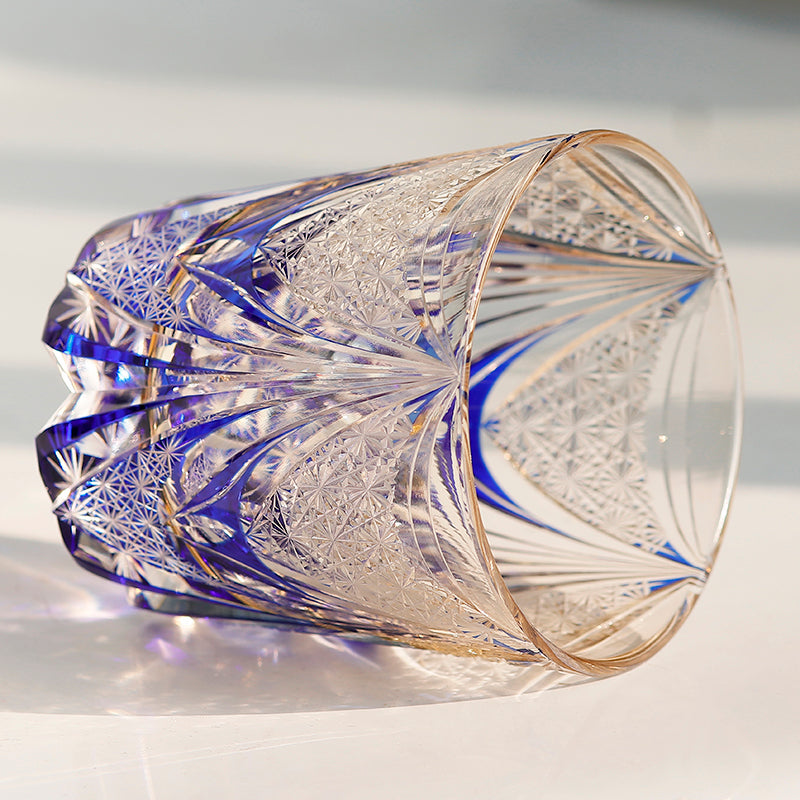 JP-115 32 cl Handcrafts Blue Amber Multilayer Colored Crystal Glass Whisky Tumbler Edo Kiriko's Hand Cutting Sail And Chrysanthemum Mesh Edo Kiriko Old Fashioned Glass With Gift Box
