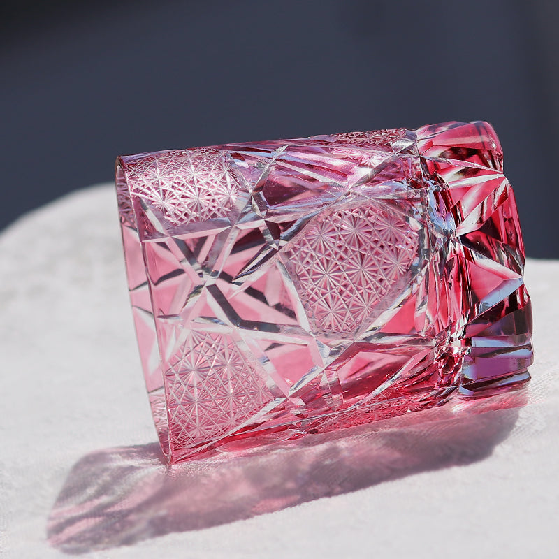 JP-042  New Handcrafts Gold Pink Cased Glass Whiskey Tumbler Edo Kiriko's Lightning Streaks Patter In Gift Box