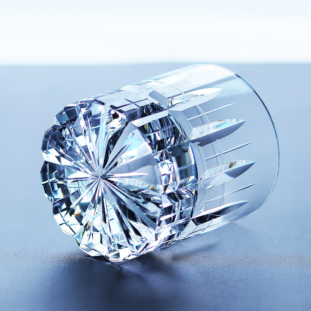 JP-070 210 ml Handcrafts Clear Crystal Whiskey Glasses Cylindrical With Edo Kiriko‘s Carved Crosshatching Of Lines Design