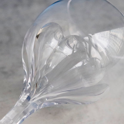 JP-092-1 Hand Cut To Clear Crystal Wine Glass Goblet For Water Beverages Glassware With Hand Carved 9 Petals Design