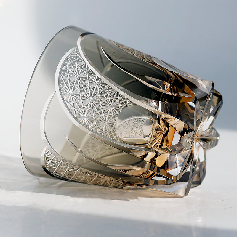 Overlay Petal‑Shaped Hand‑Cut Lead‑Free Tumbler Edo‑Kiriko Whiskey Glass